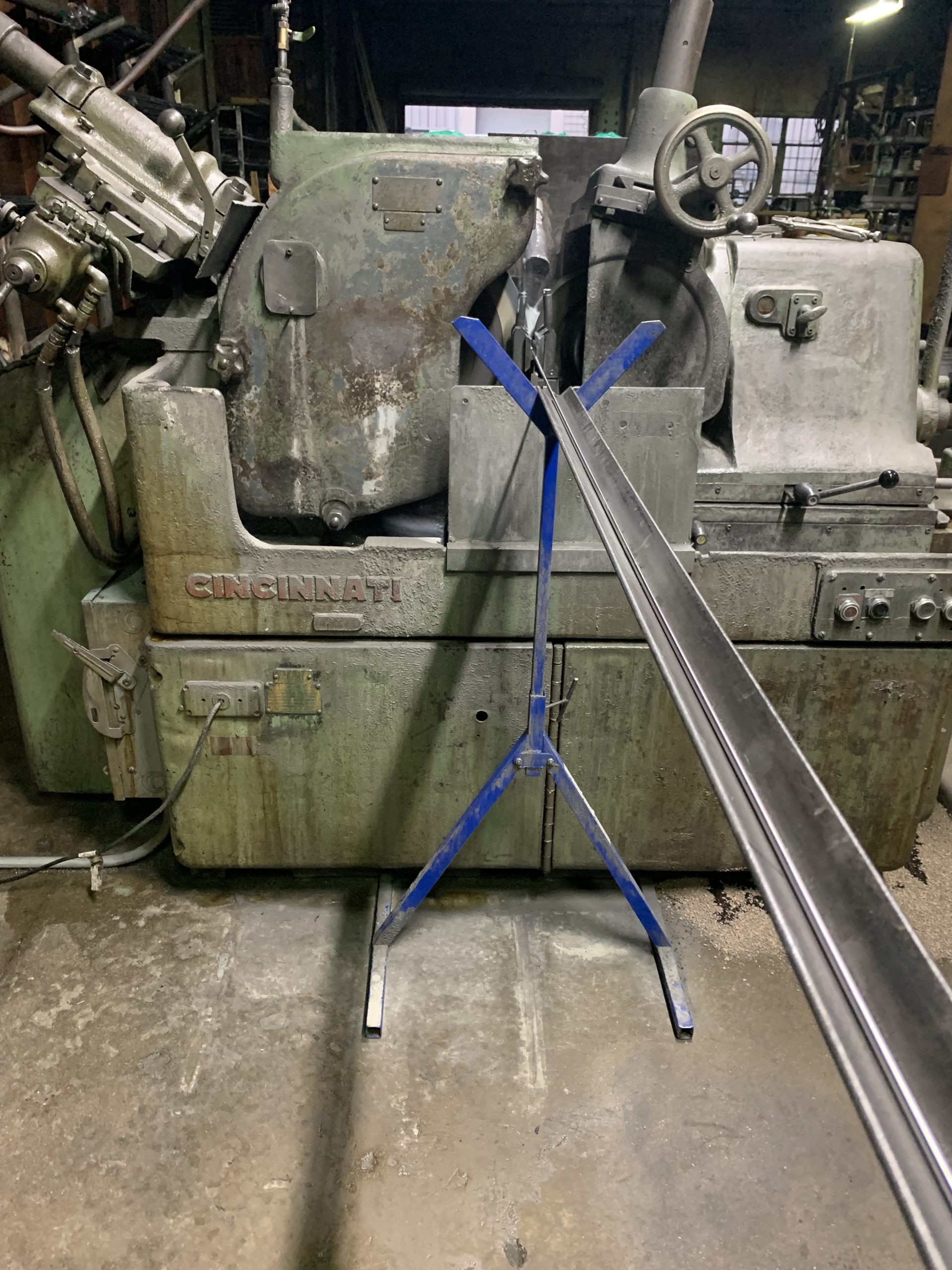 End Grinding a Straight Edge